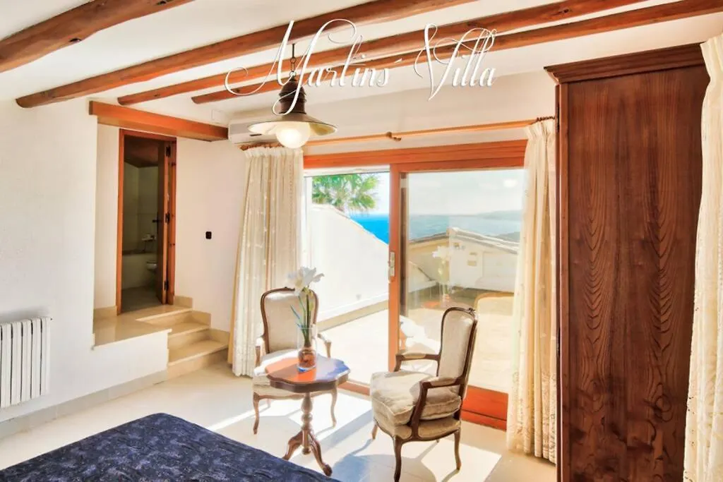 Martin 'S Villa. House On The Beach With Pool يوريت دي مار