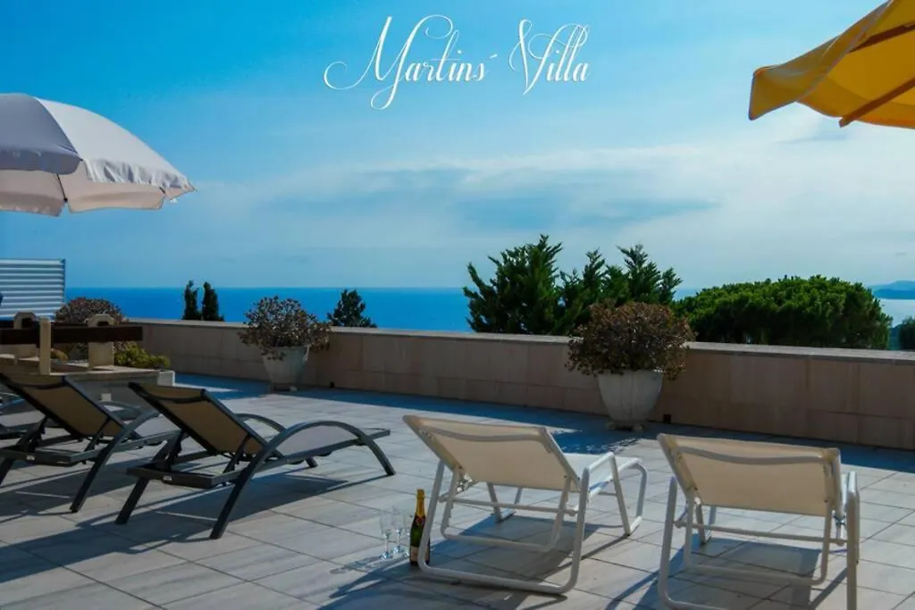 Martin 'S Villa. House On The Beach With Pool