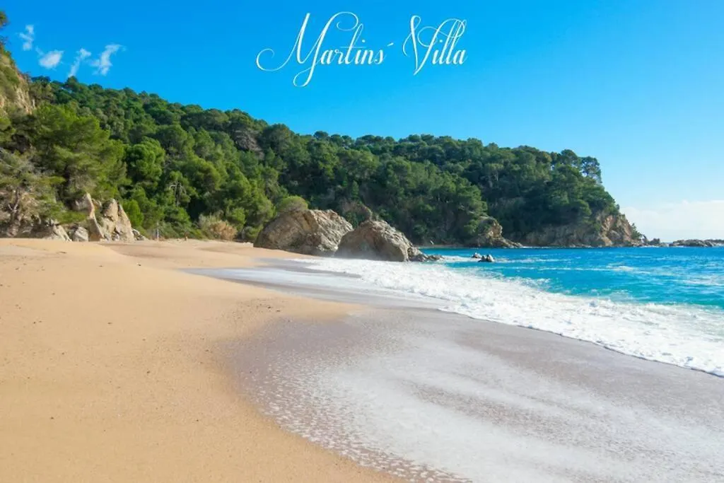 Martin 'S Villa. House On The Beach With Pool 0*, Lloret de Mar