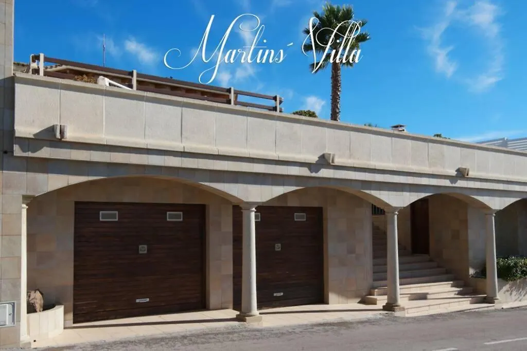 Martin 'S Villa. House On The Beach With Pool Villa Lloret de Mar